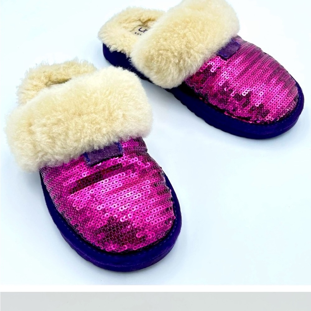 UGG Dazzle Girls slippers Shoes- size 1 (bought here on poshmark)